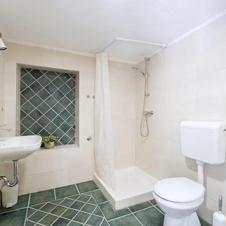 Villa Ene In - Haus Für 6 Personen Pula