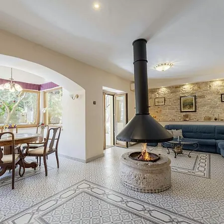 Ene In - Haus Für 6 Personen Villa Pula