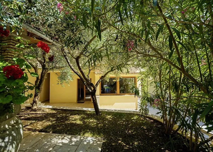 Ene In - Haus Fuer 6 Personen * Пула