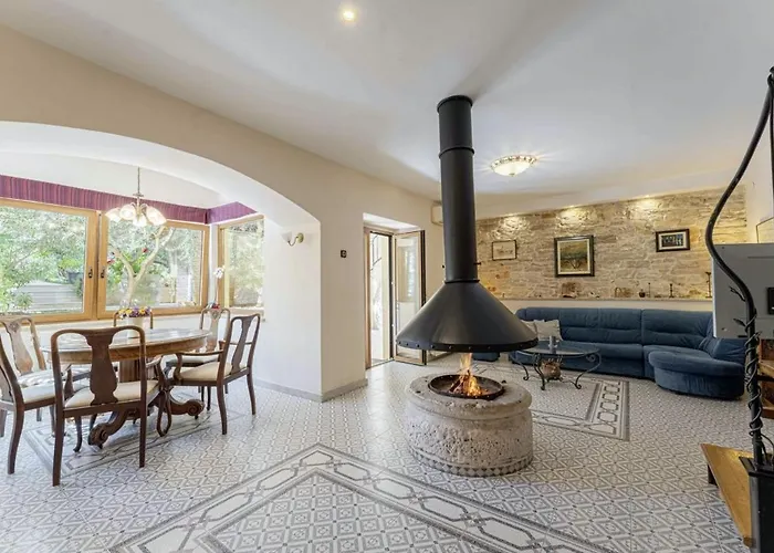 Ene In - Haus Fuer 6 Personen Villa Pula